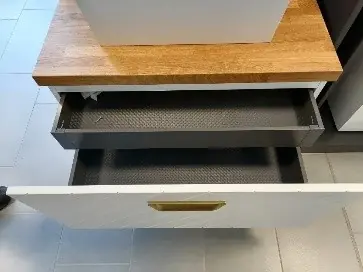 Skříňka FLOO spodní 80x50x40 cm levá bílá matná madlo zlaté NASUF854BZL Direct Beschikbaar